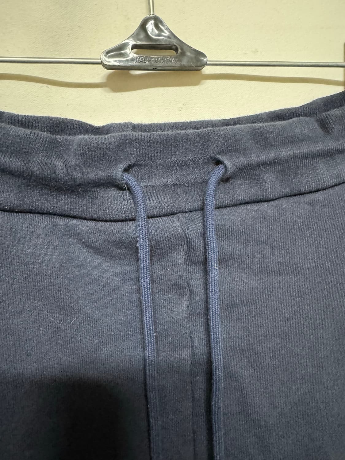 36 톰브라운 4바 스커트 상품이미지7