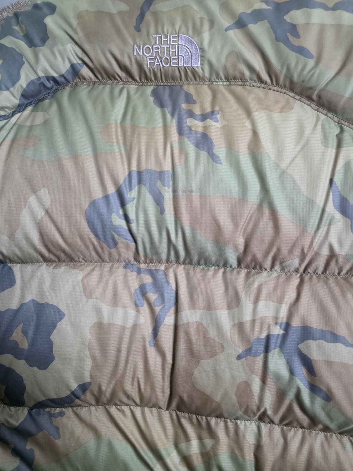 노스페이스 센터로고 카모 xl 상품이미지2