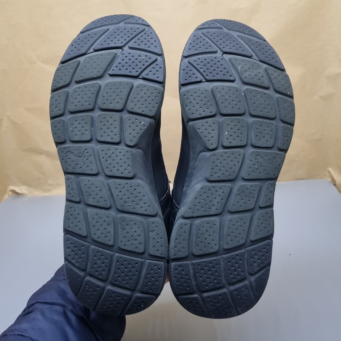 푸마 소프트 라이드 블락 골드 운동화245  상품이미지3