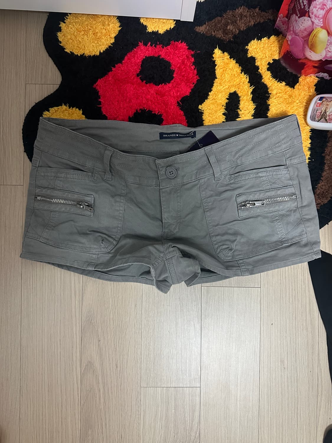 Brandy melville 브랜디멜빌 카고 쇼츠 로우라이즈 반바지 상품이미지1