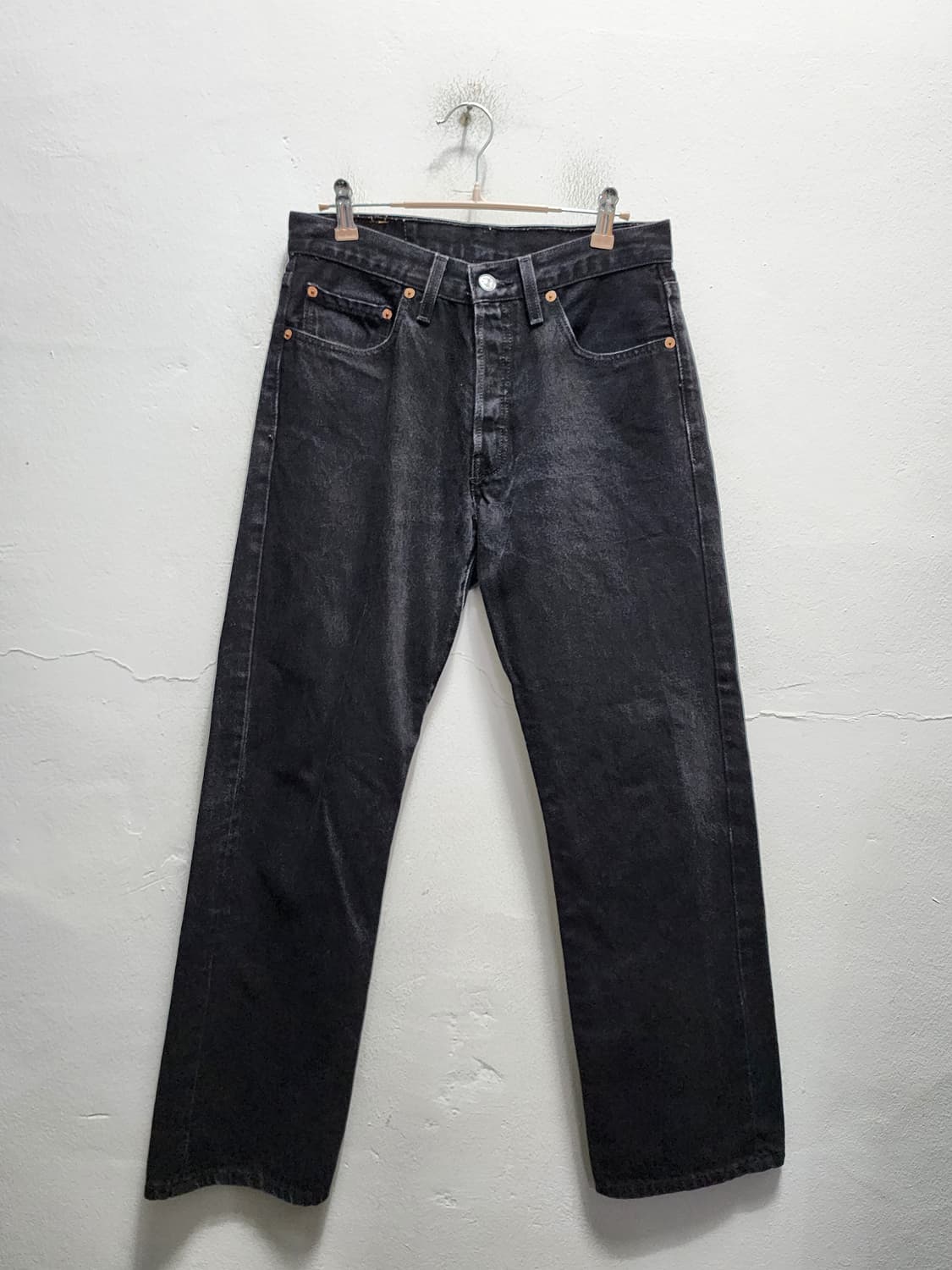 리바이스 501 블랙 데님 팬츠.. 상품이미지2