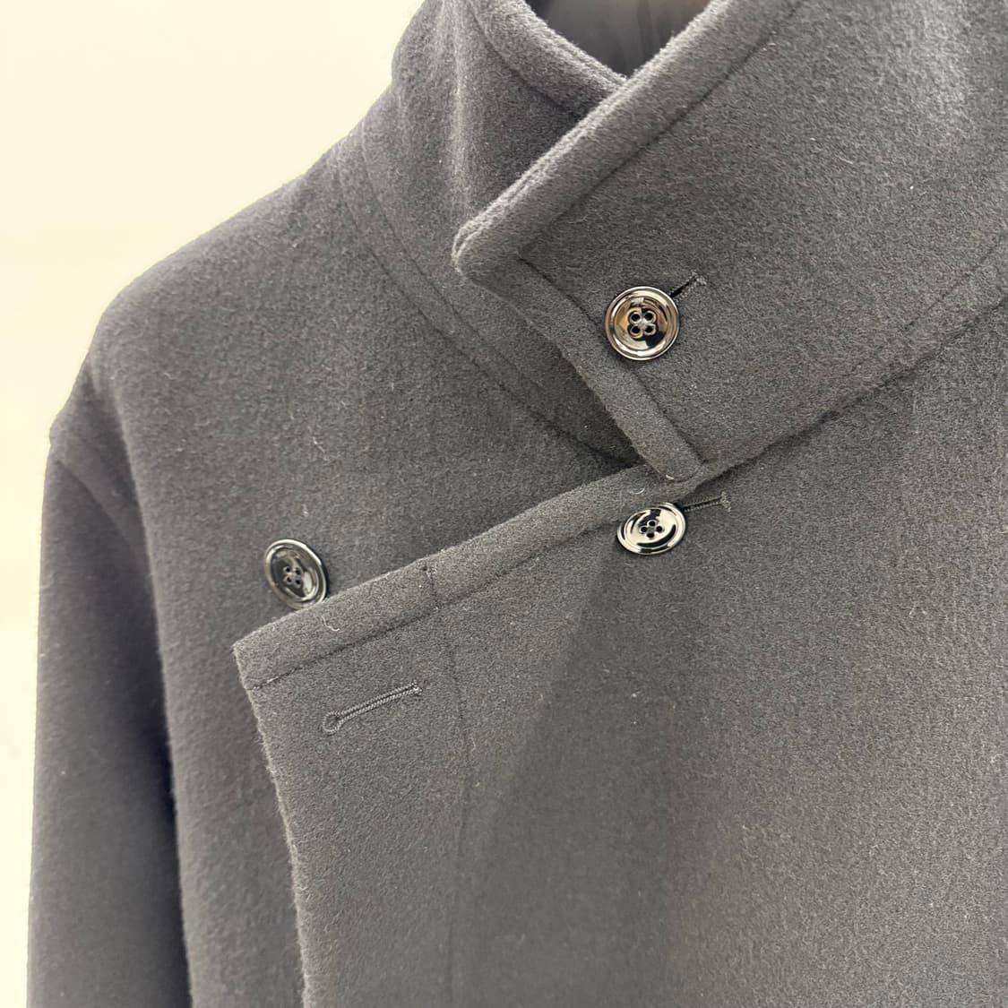 르메르 25fw 랩코트 블랙 S 상품이미지4