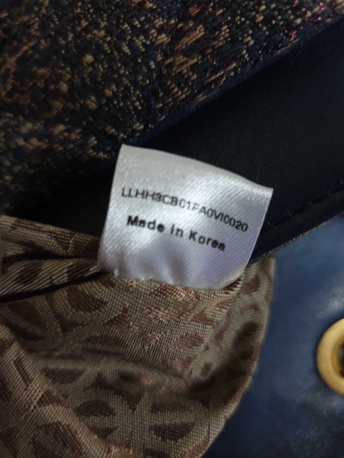 루이까또즈 클래식 트위드 패브릭 금장로고 체인 미니숄더백 상품이미지6