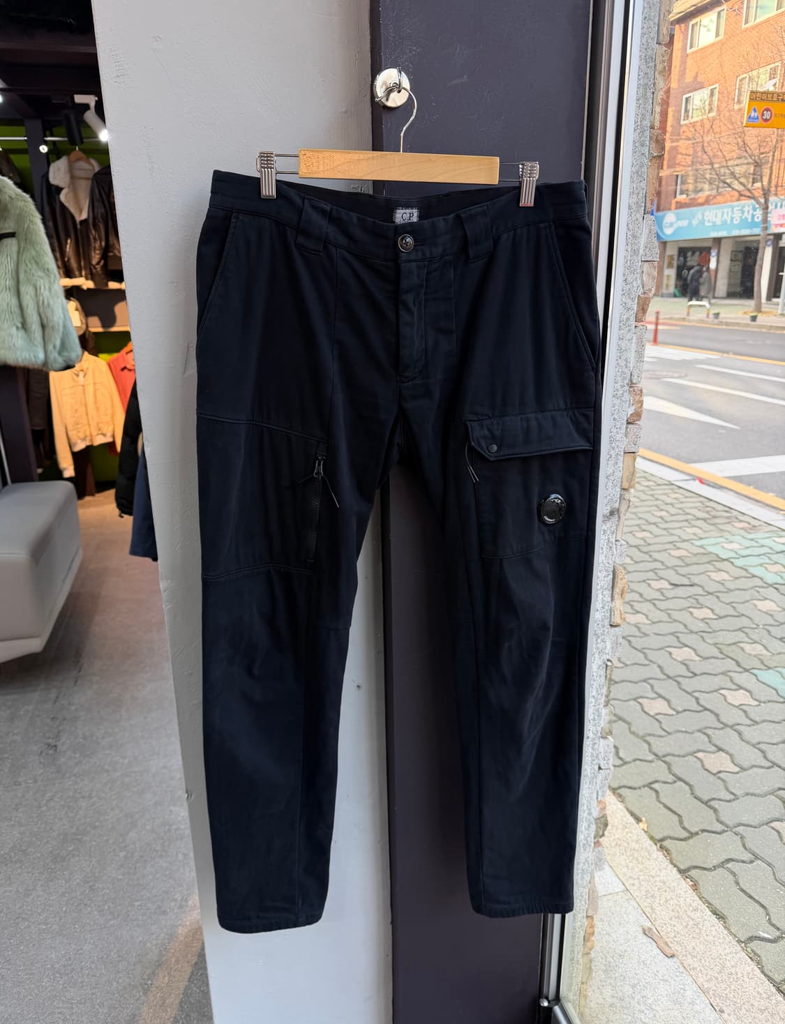 34/ CP컴퍼니 21FW 기모 렌즈와펜 카고팬츠 상품이미지2