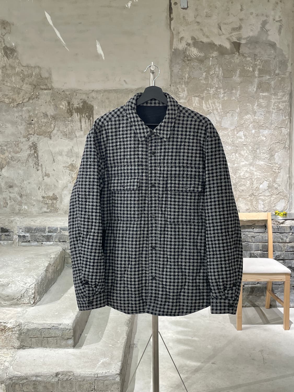 솔리드 옴므 깅엄 체크 구스 다운 셔츠 상품이미지1