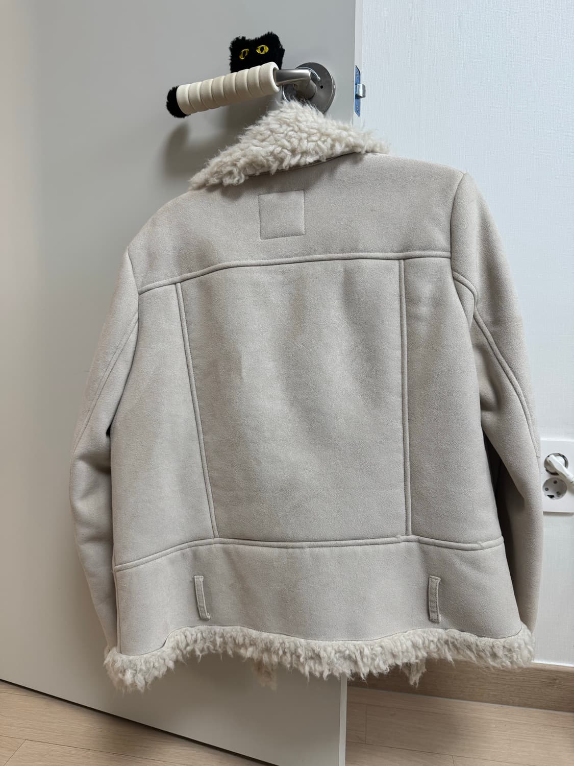 ZARA 아이보리 양털 무스탕 상품이미지2