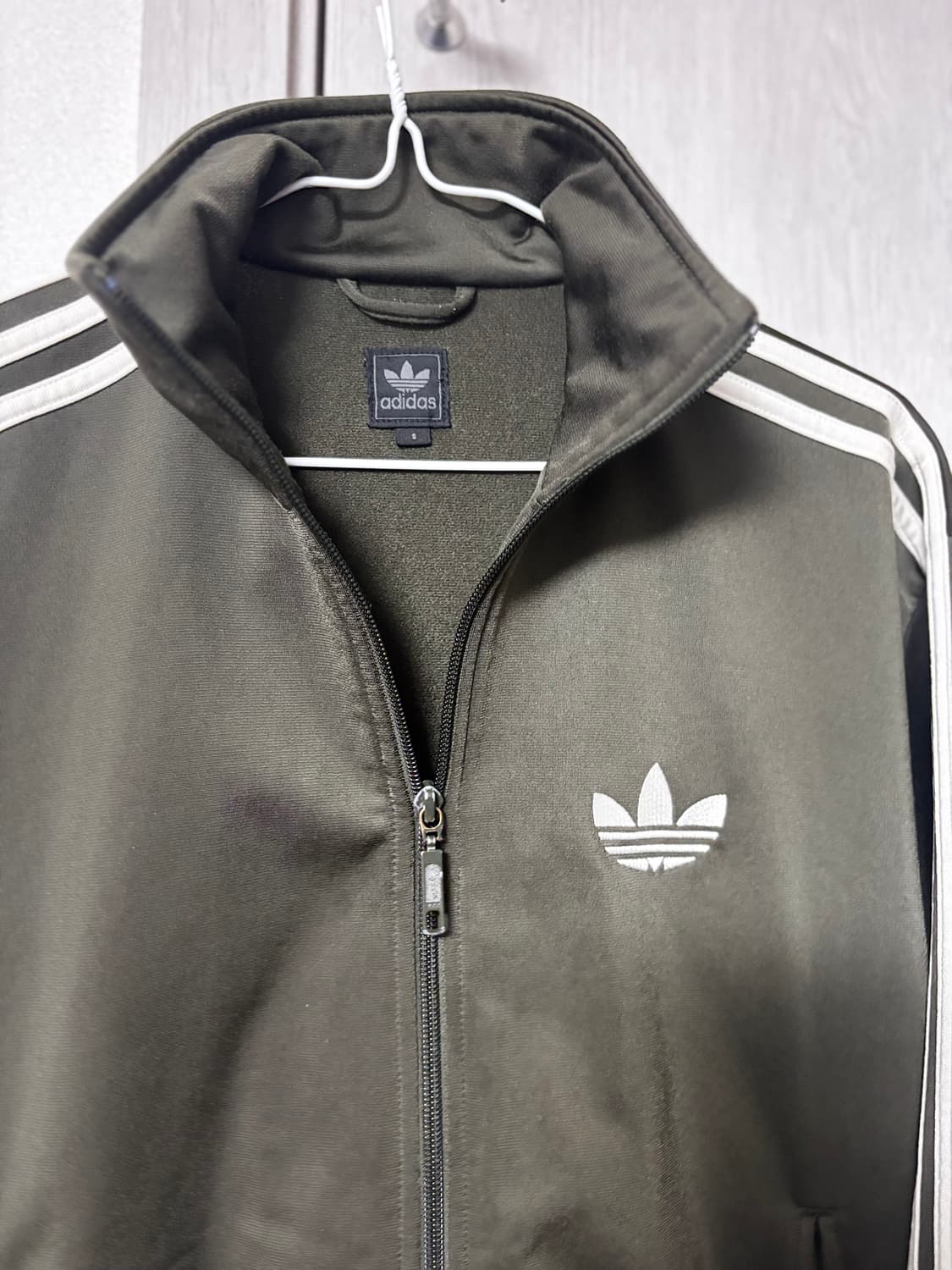 (해외)아디다스 파이어버드 올리브카키 트랙탑 져지 상품이미지2