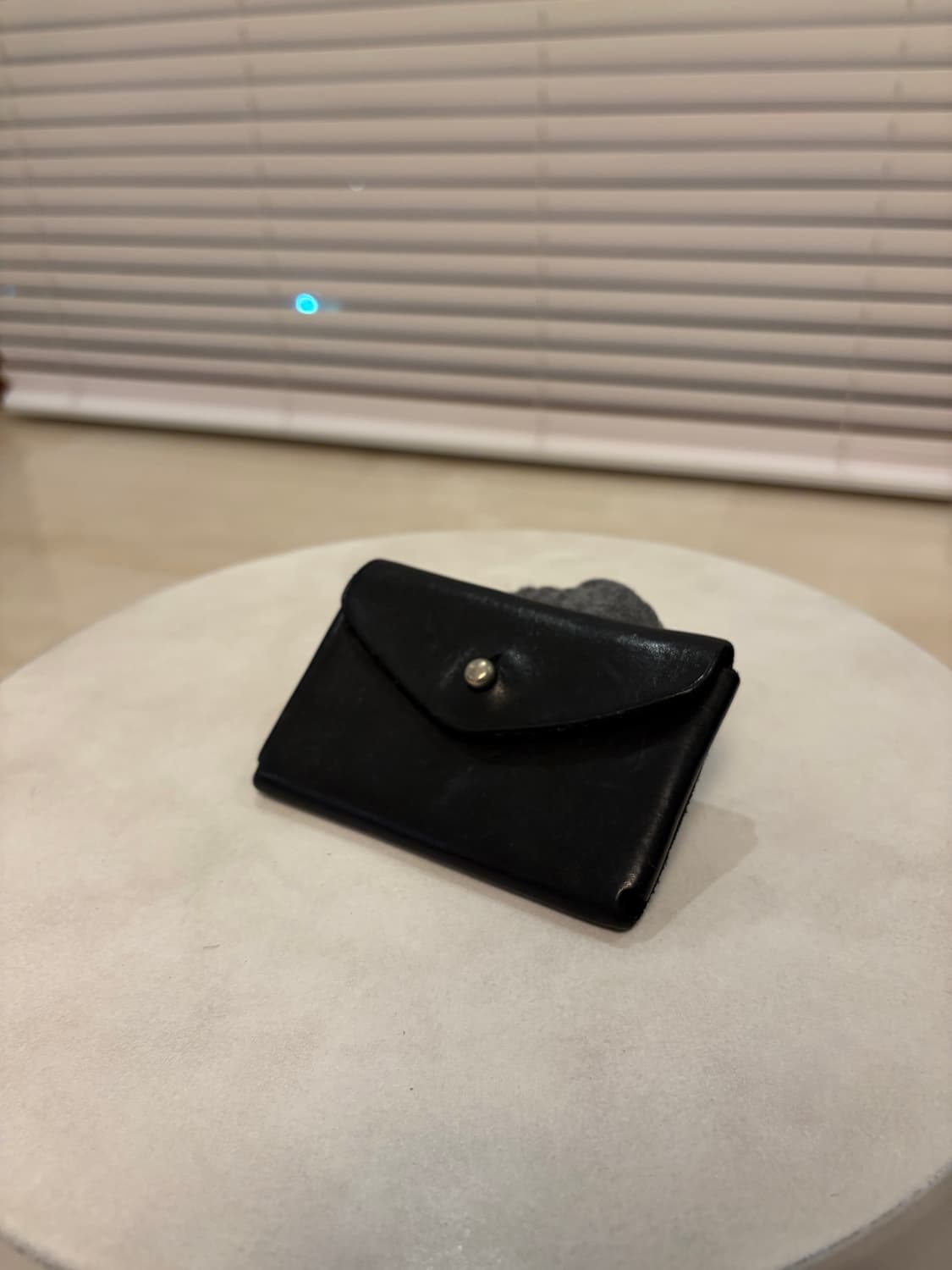 구이디 Guidi 가죽지갑 상품이미지1