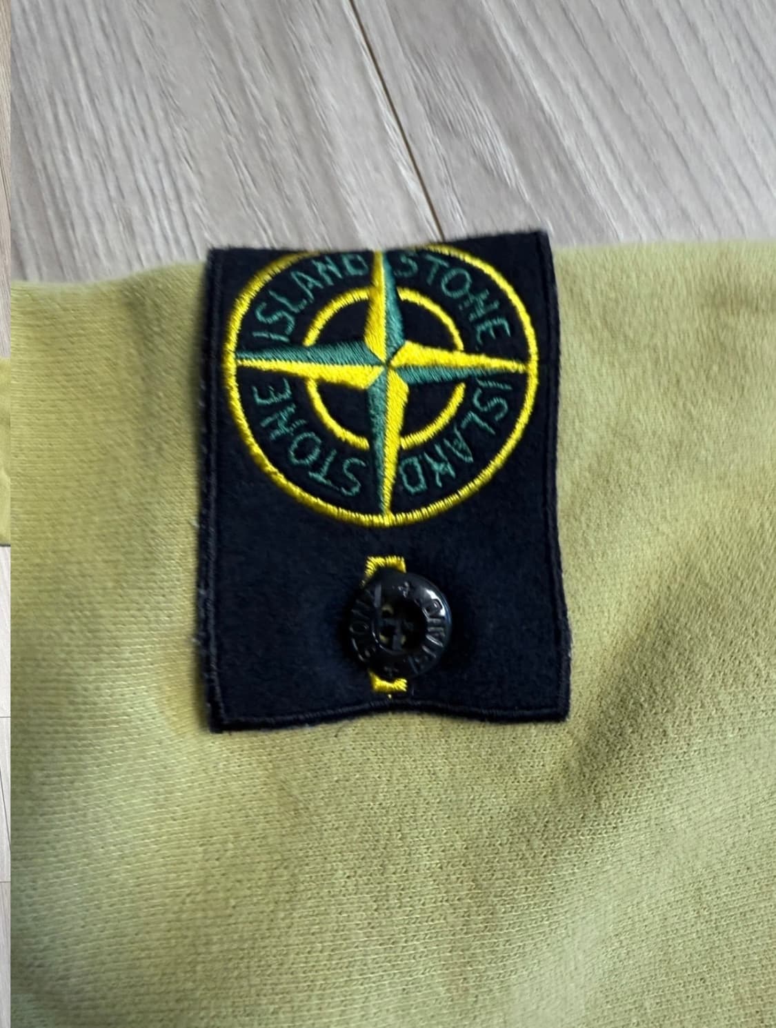 스톤아일랜드 맨투맨 그린 상품이미지2