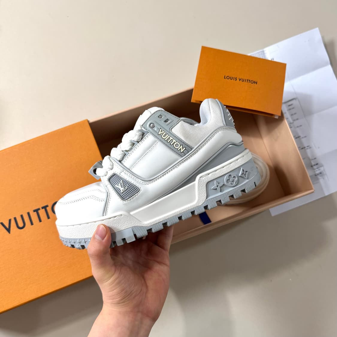 [백화점판/34]루이비통 트레이너 맥시 스니커즈 상품이미지7