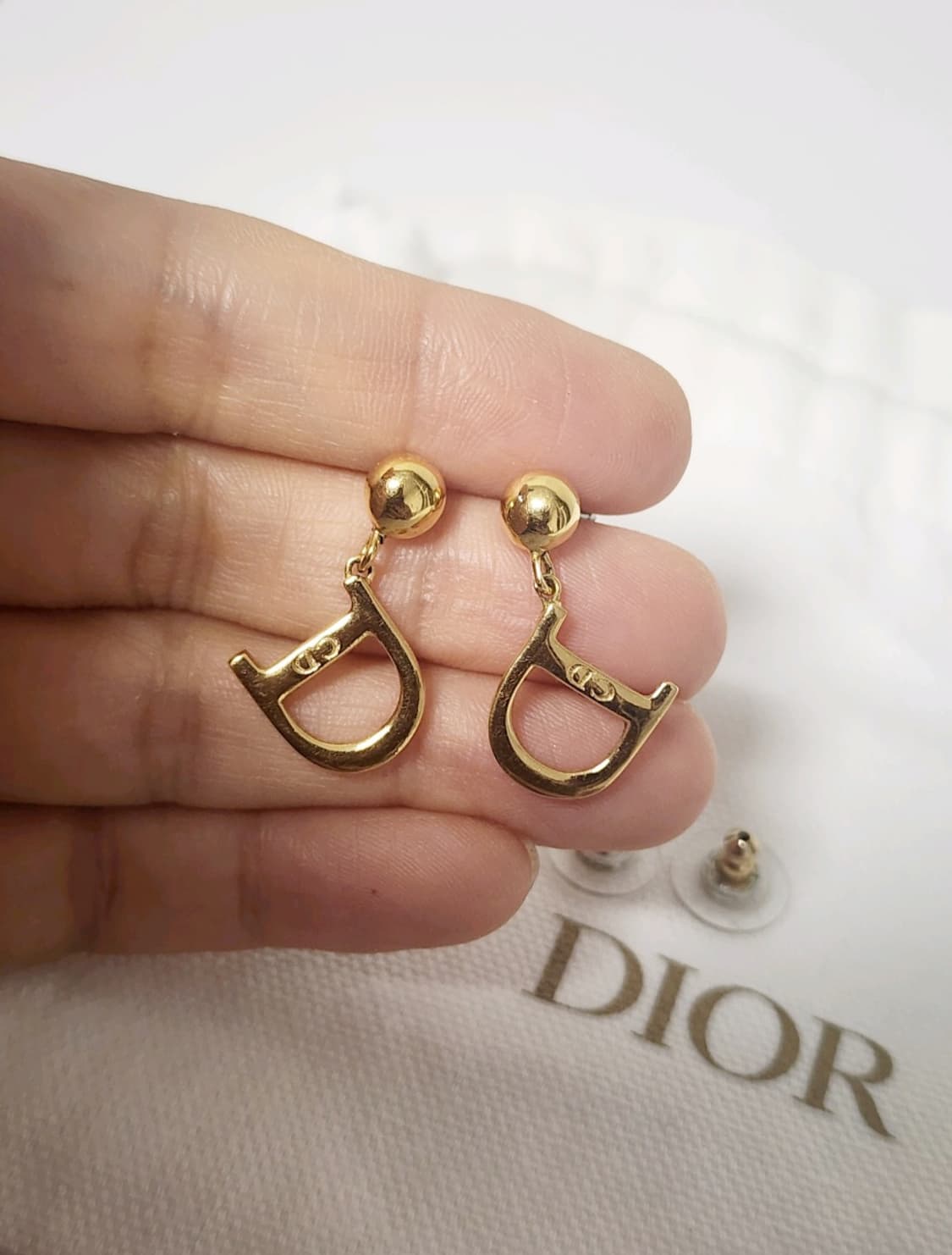 정품 디올 D 장식 골드 귀걸이  상품이미지5