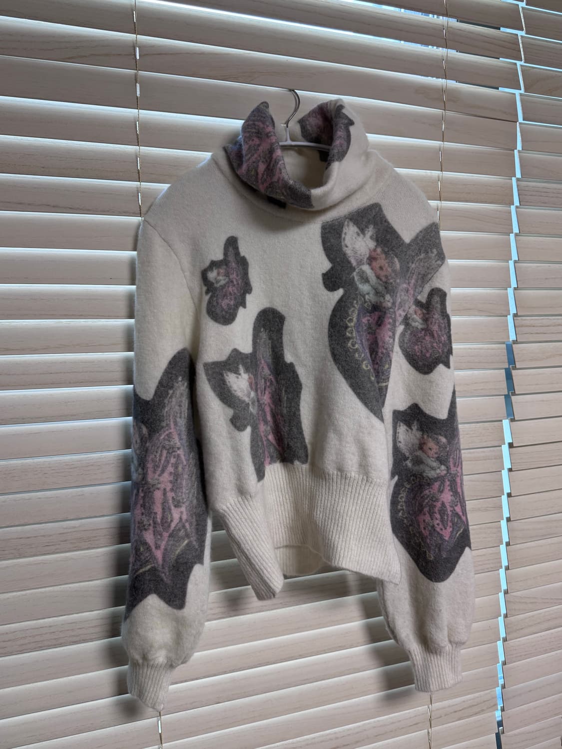 키코 코스타디노브 ANGELOS 자카드 터틀넥 니트 상품이미지3