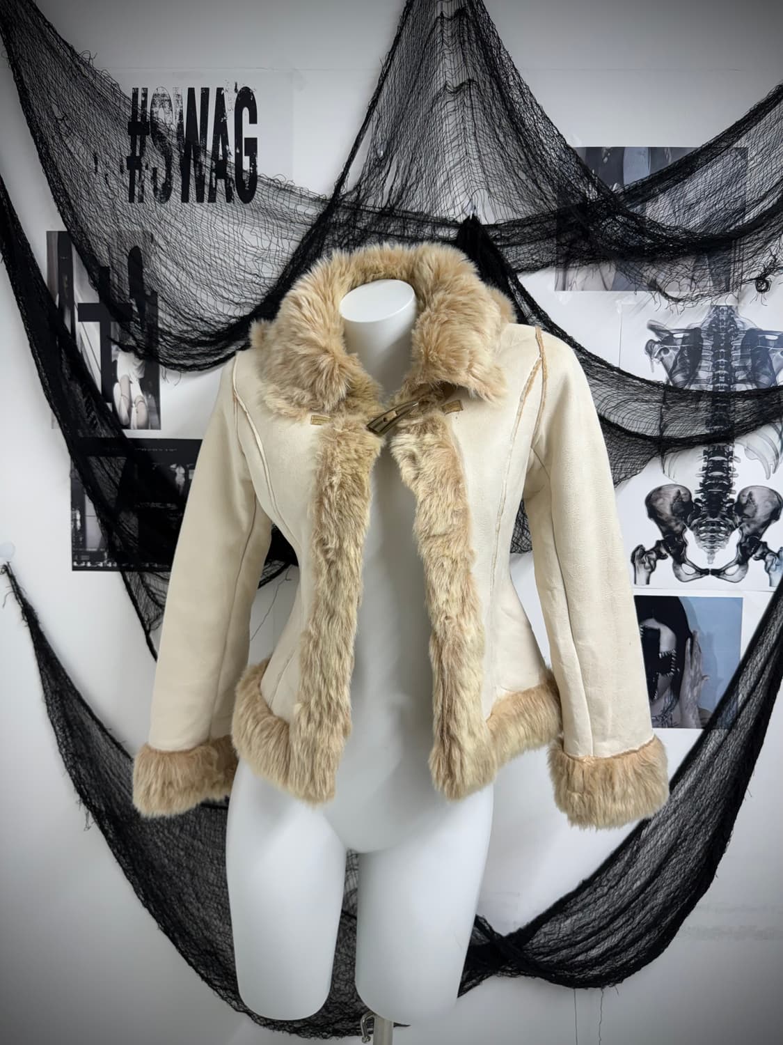 Fur detailed hoddie jacket 상품이미지1