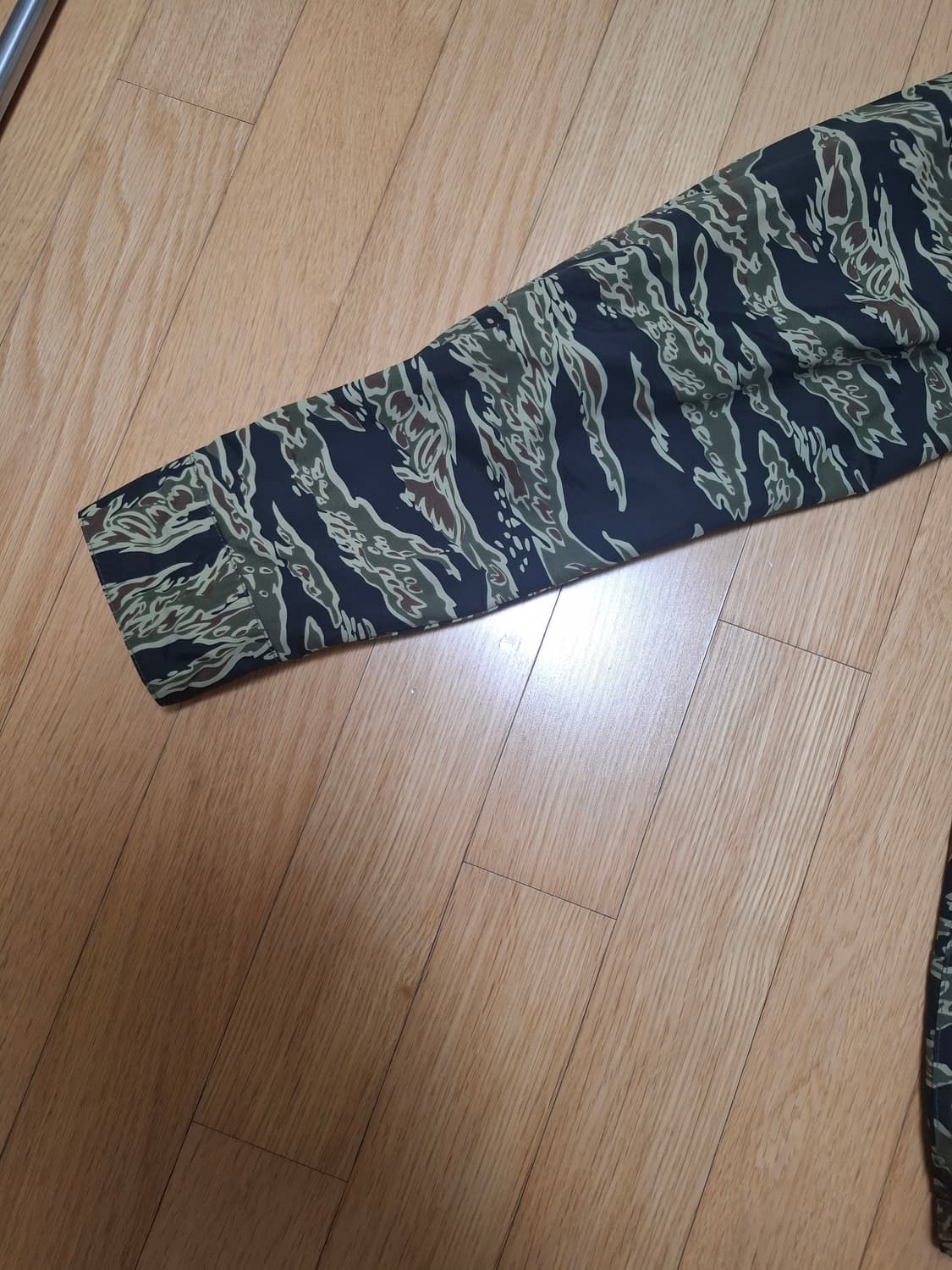 스투시 타이거카모 카모 코지자켓 자켓 팝니다. 상품이미지8