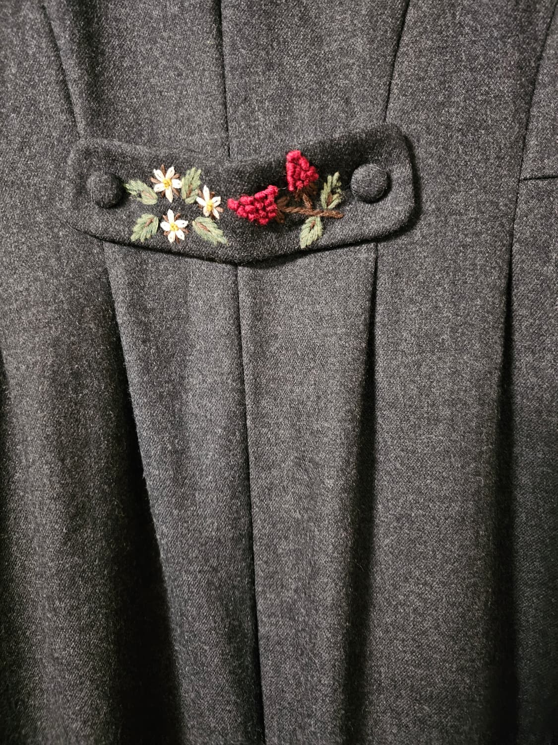 비꼴리끄 플로럴자수 울원피스 상품이미지3