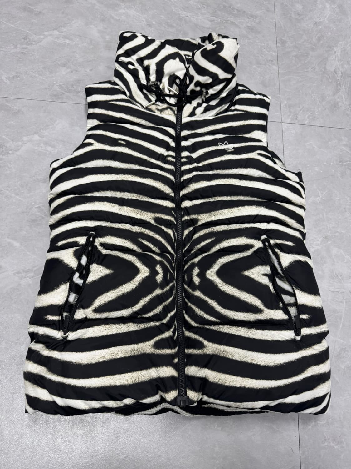 아디다스  상품이미지1