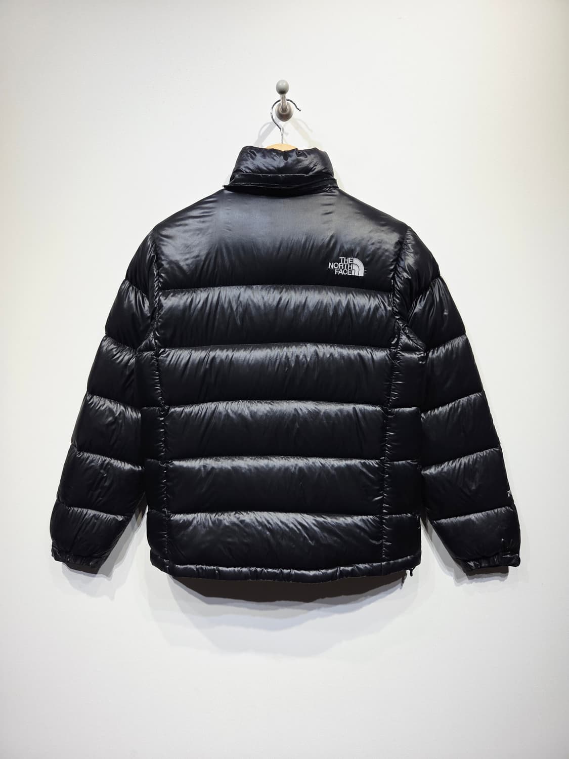 노스페이스 700 구스다운 눕시 패딩 자켓 유광 블랙 상품이미지5
