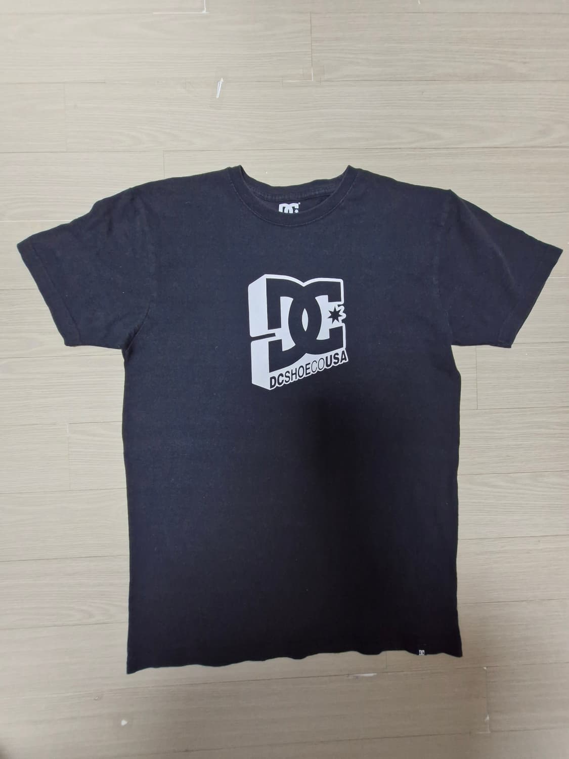 [L] 00s DC SHOES 디씨 반팔 티셔츠 블랙 상품이미지1