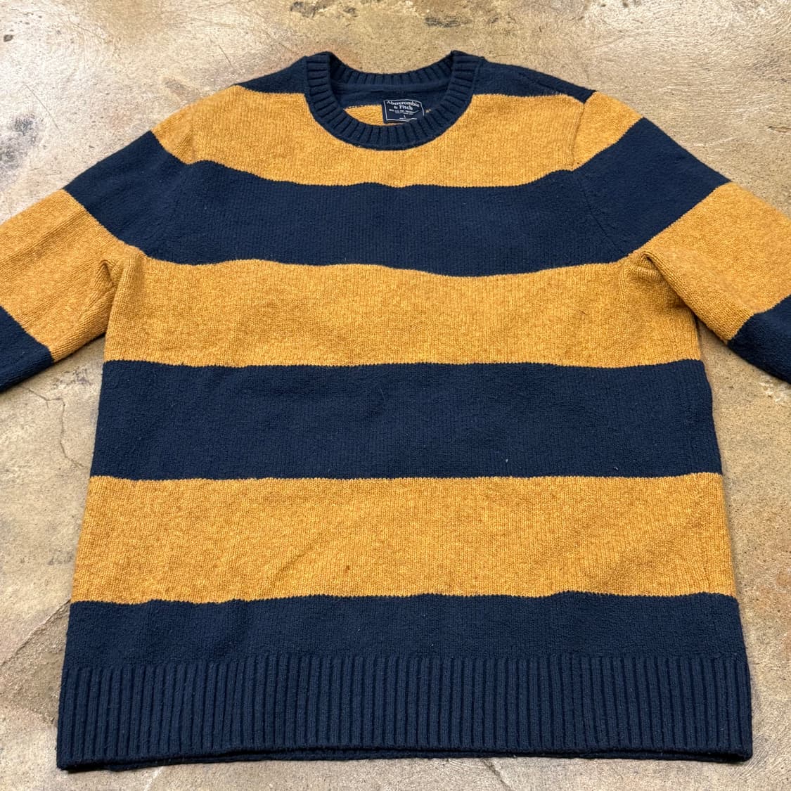 아베크롬비 오렌지 네이비 니트 상품이미지3