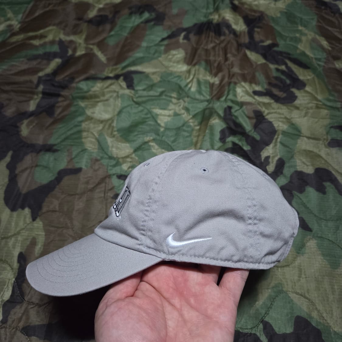 Nike Heritage86 Harvard University Cap

 상품이미지3