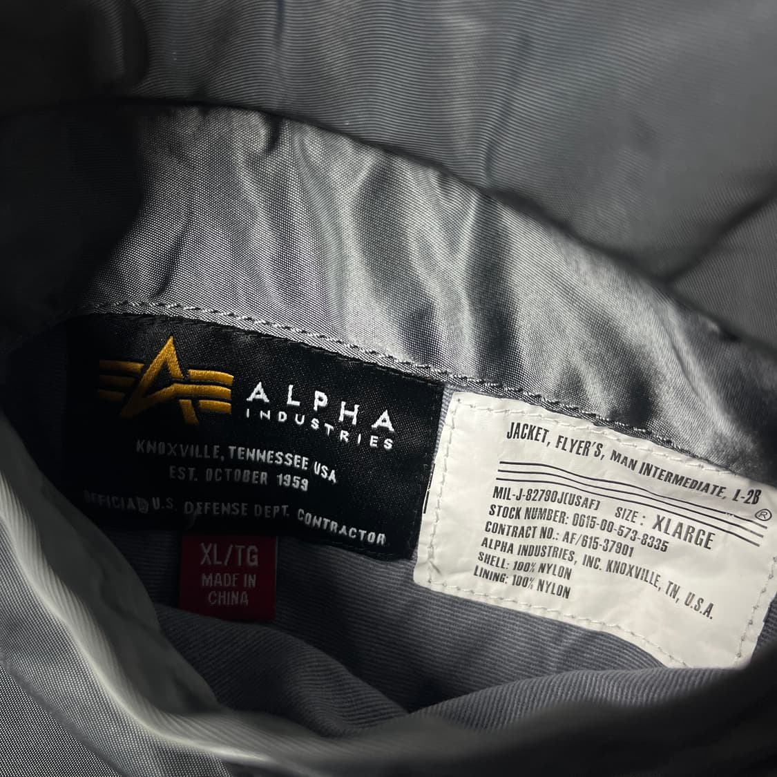 Alpha Industries MA-1 Flight Jacket 상품이미지5