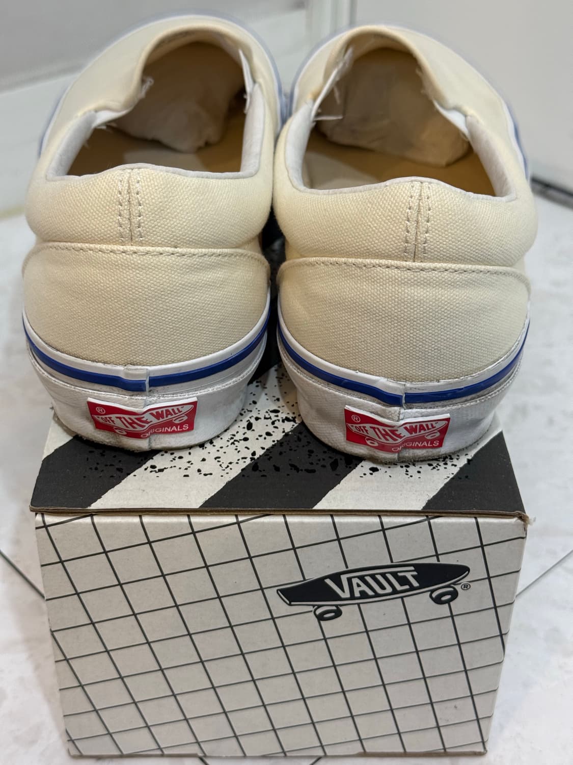 [285] 반스 볼트 OG 클래식 슬립온 화이트 상품이미지5