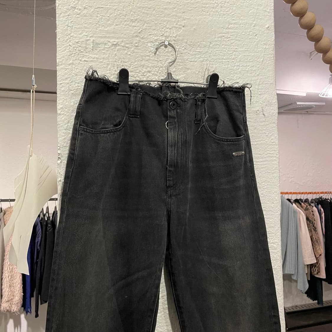 오프화이트 크롭 데님팬츠 상품이미지2