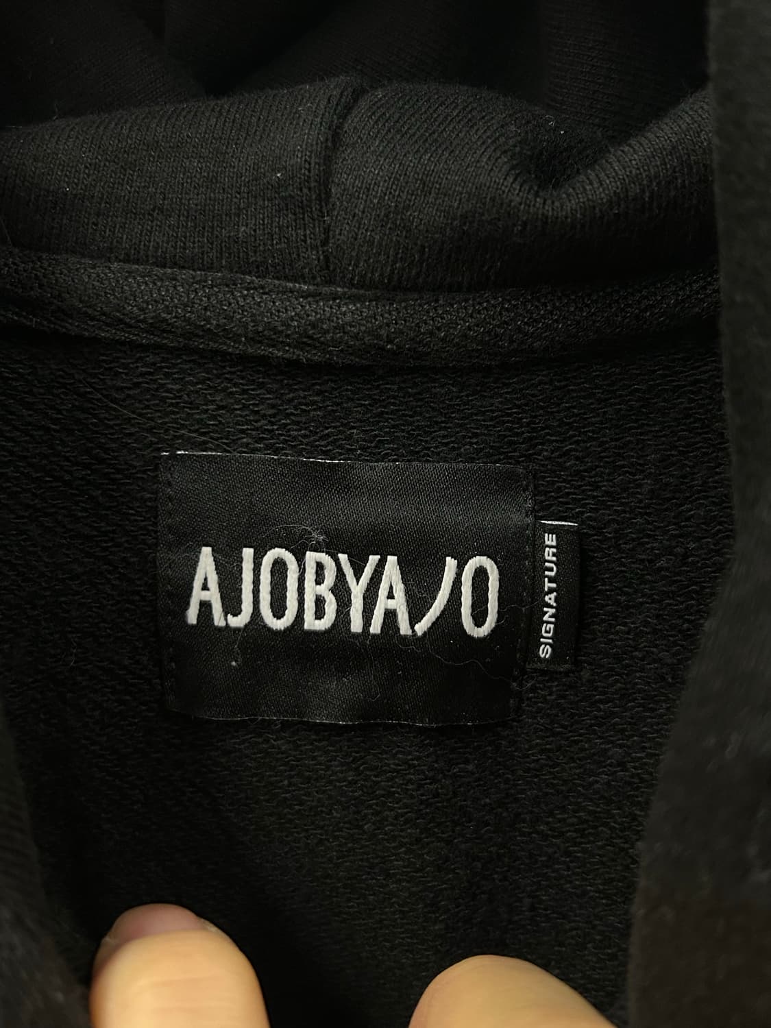 AJOBYAJO 블랙 후드티 상품이미지4