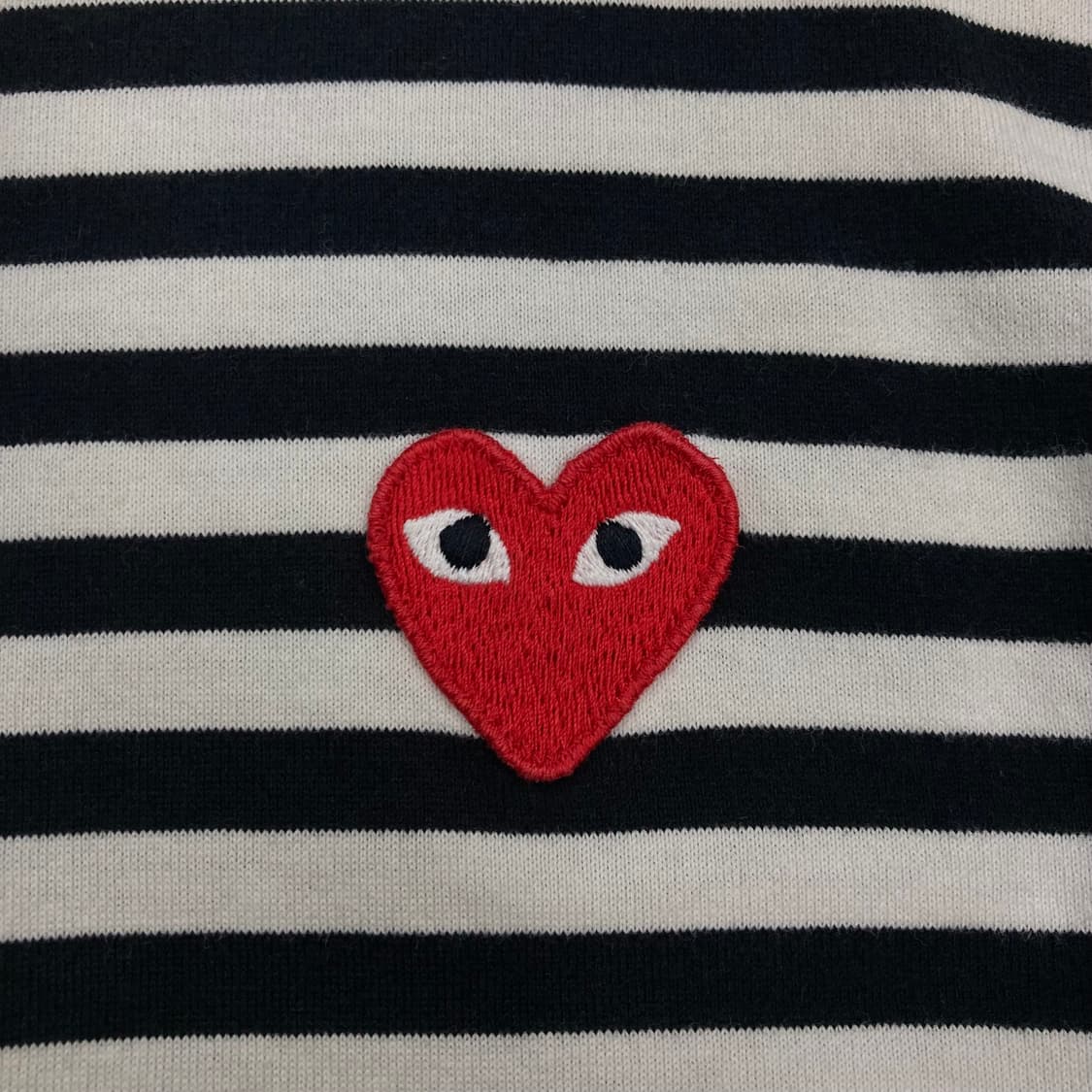 꼼데가르송 레드 하트 와펜 스트라이프 롱 슬리브 상품이미지2