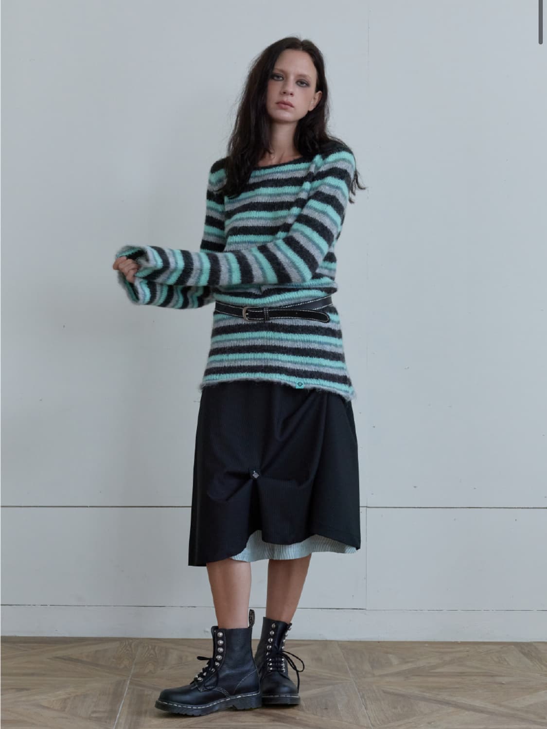 헤레틱 STRIPE HAIRY KNIT charcoal 스트라이프니트 상품이미지2