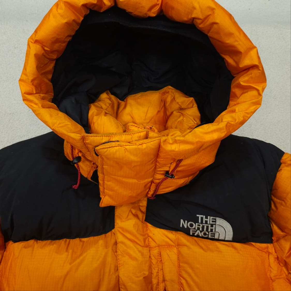 노스페이스 뉴써밋 패딩 m 상품이미지4