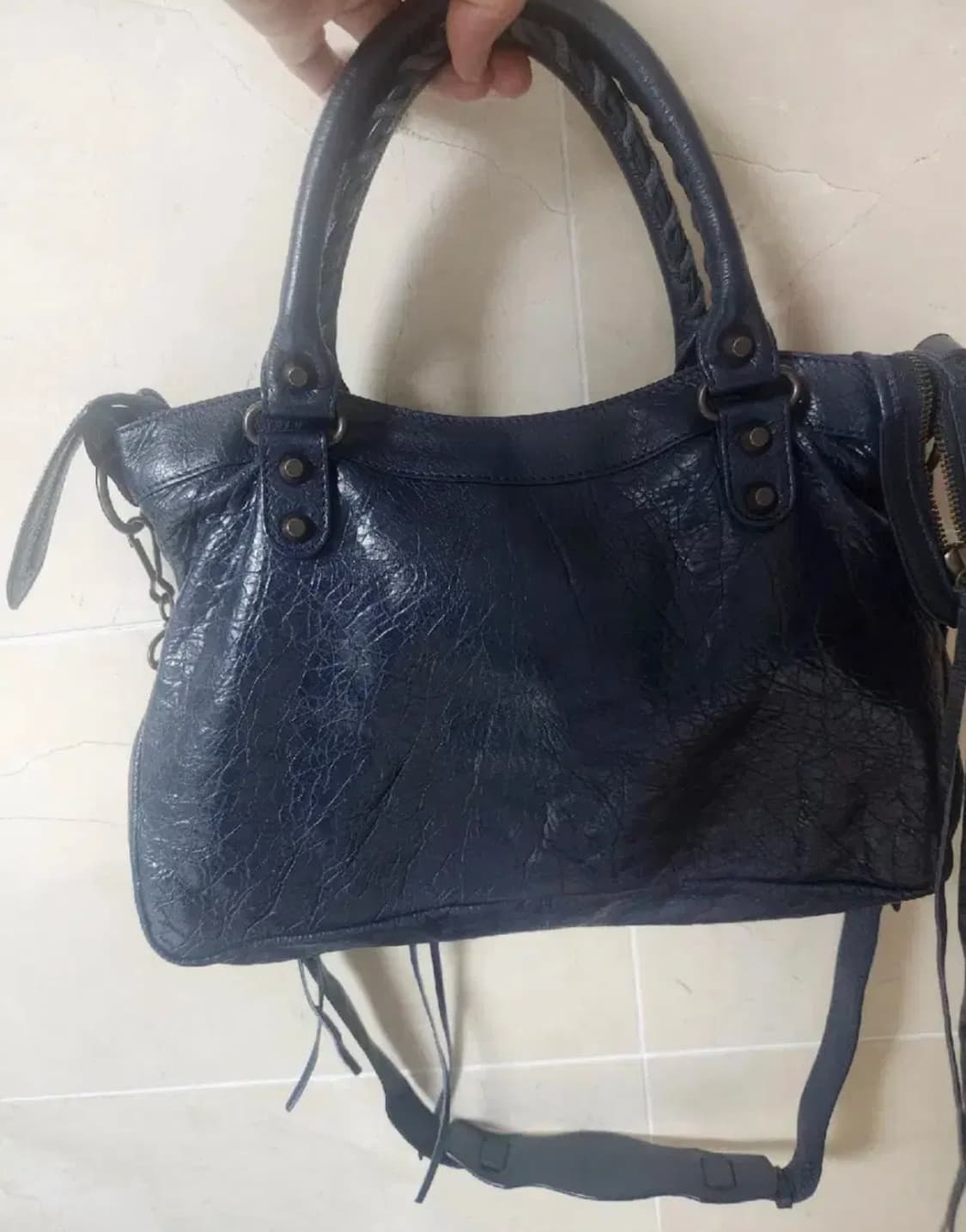 발렌시아가 시티백 네이비 상품이미지2