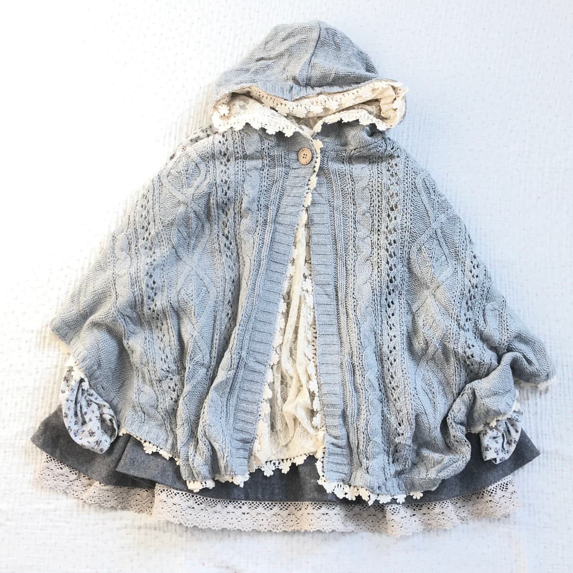 earth music 얼스뮤직/ 리버시블케이프 모리걸케이프 레이스케이프 상품이미지1