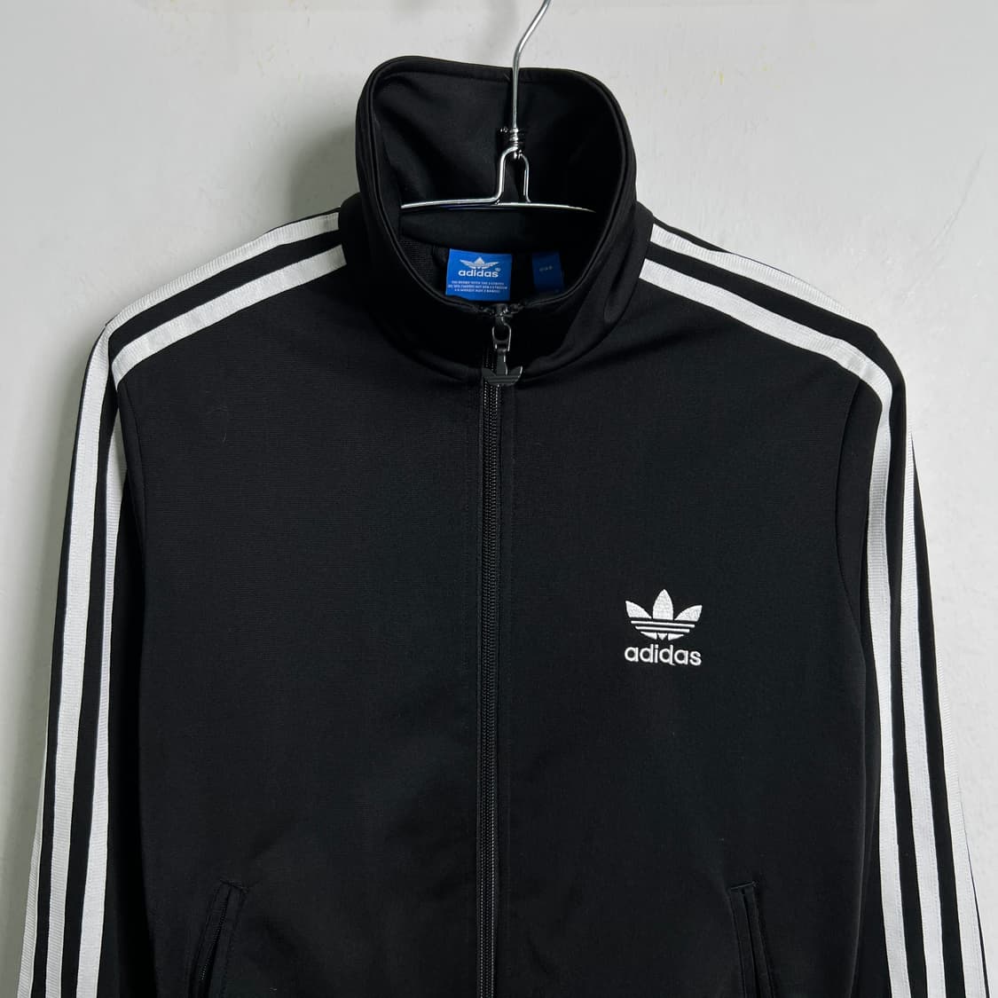 아디다스 파이어버드 백 빅로고 블랙 져지 상품이미지3