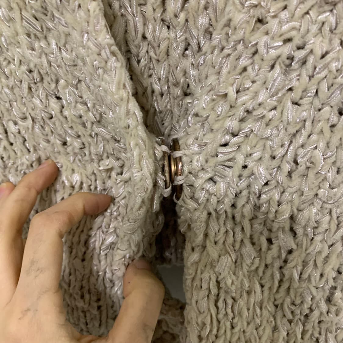 한섬 타임 빈티지 원버튼 니트 크롭가디건 베이지 아이보리 여성 S-M 상품이미지4