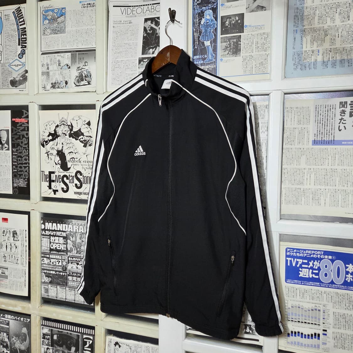 아디다스 블랙 삼선 라인 바람막이 상품이미지1