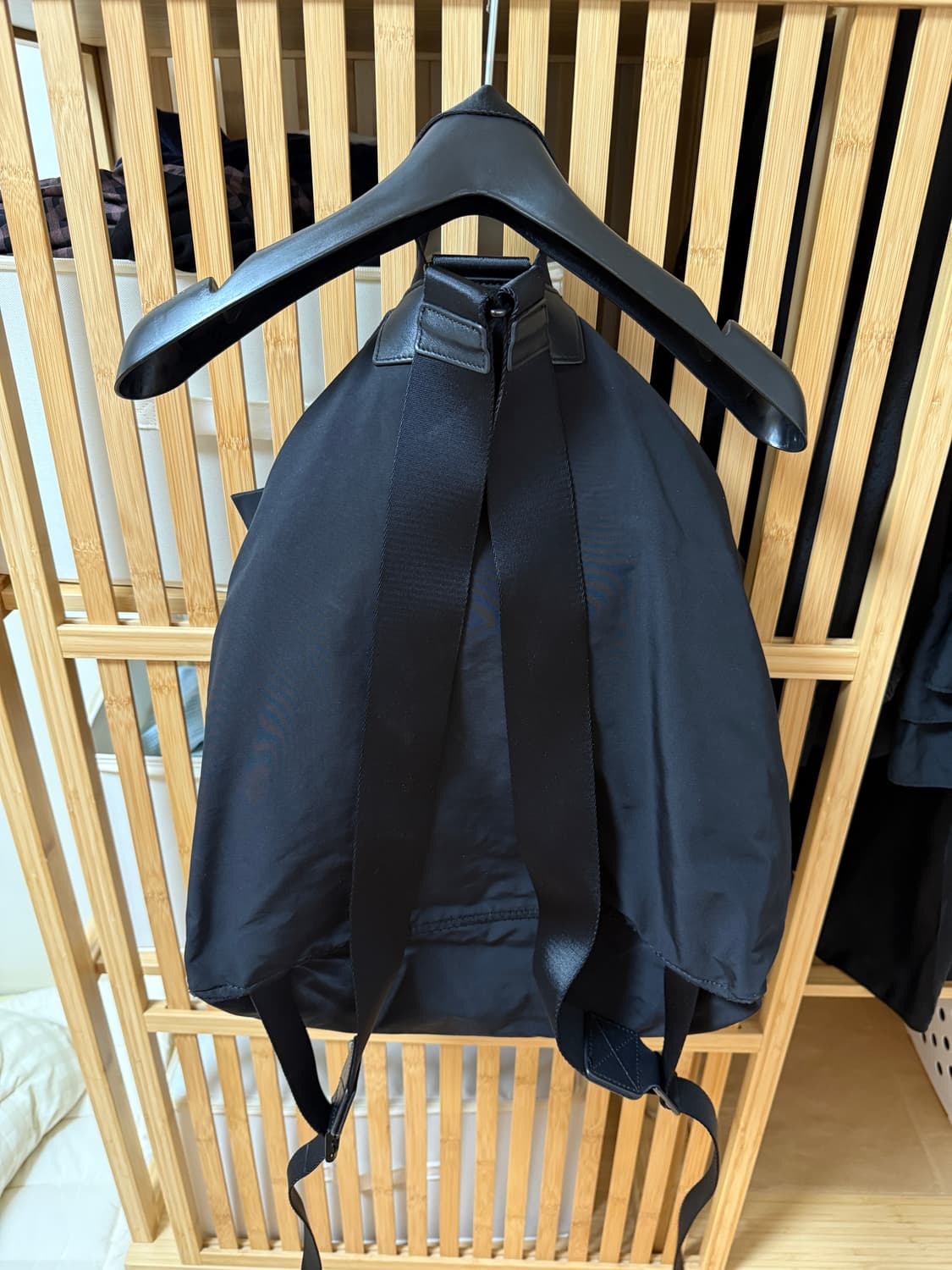 시몬로샤 h&m 콜라보 백팩 상품이미지3