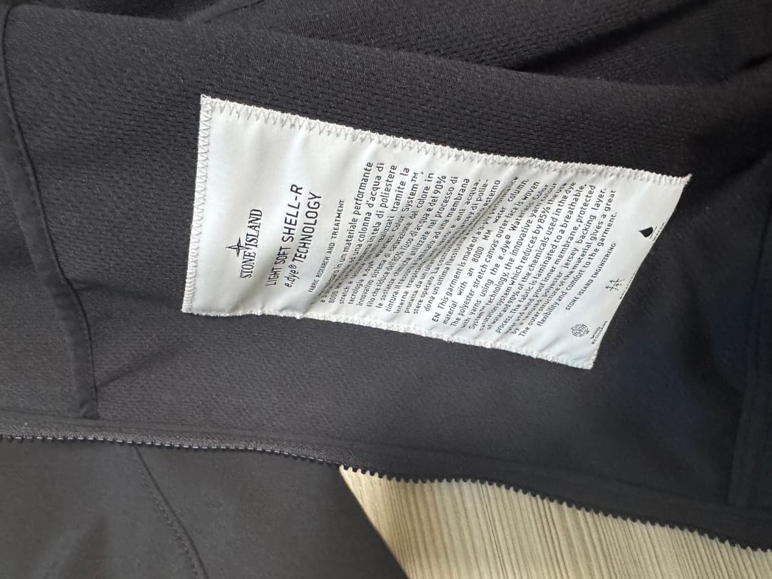스톤아일랜드 소프트쉘 자켓 xl 상품이미지6