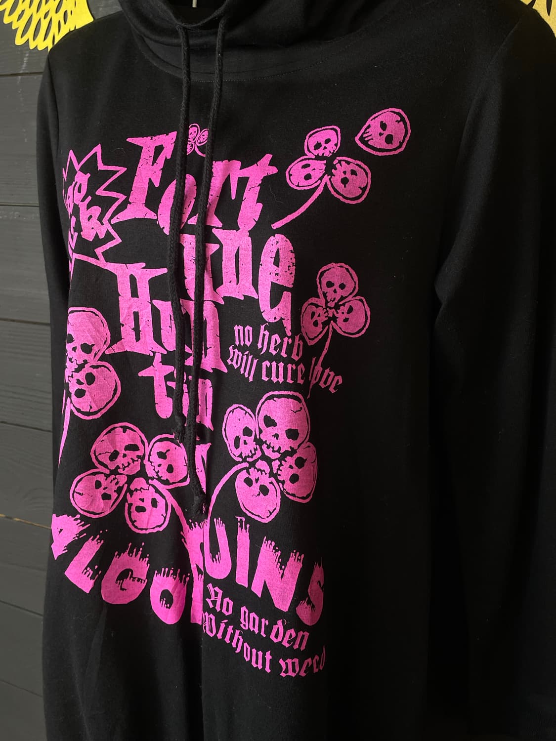 ALGONQUINS 알곤퀸 펑크 하이넥 목폴라 핑크 레터링 롱슬리브 상품이미지3