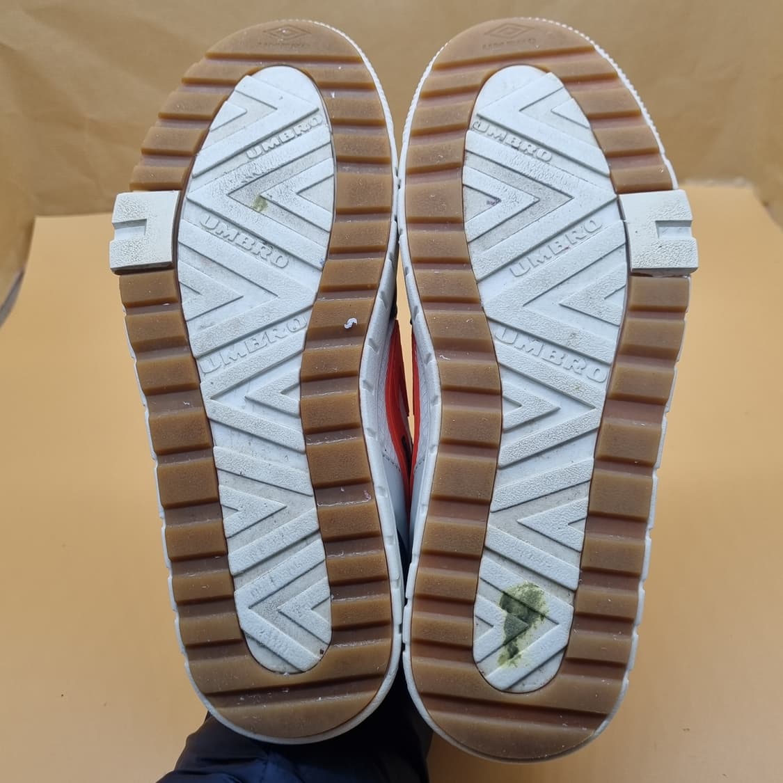 엄브로 패커보이 운동화250  상품이미지3