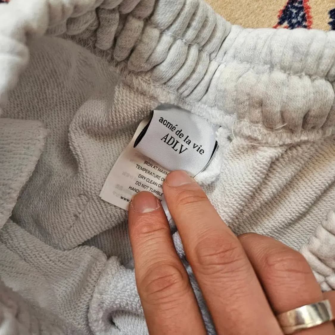 아크메드라비 레터링 반바지 쇼츠 상품이미지3