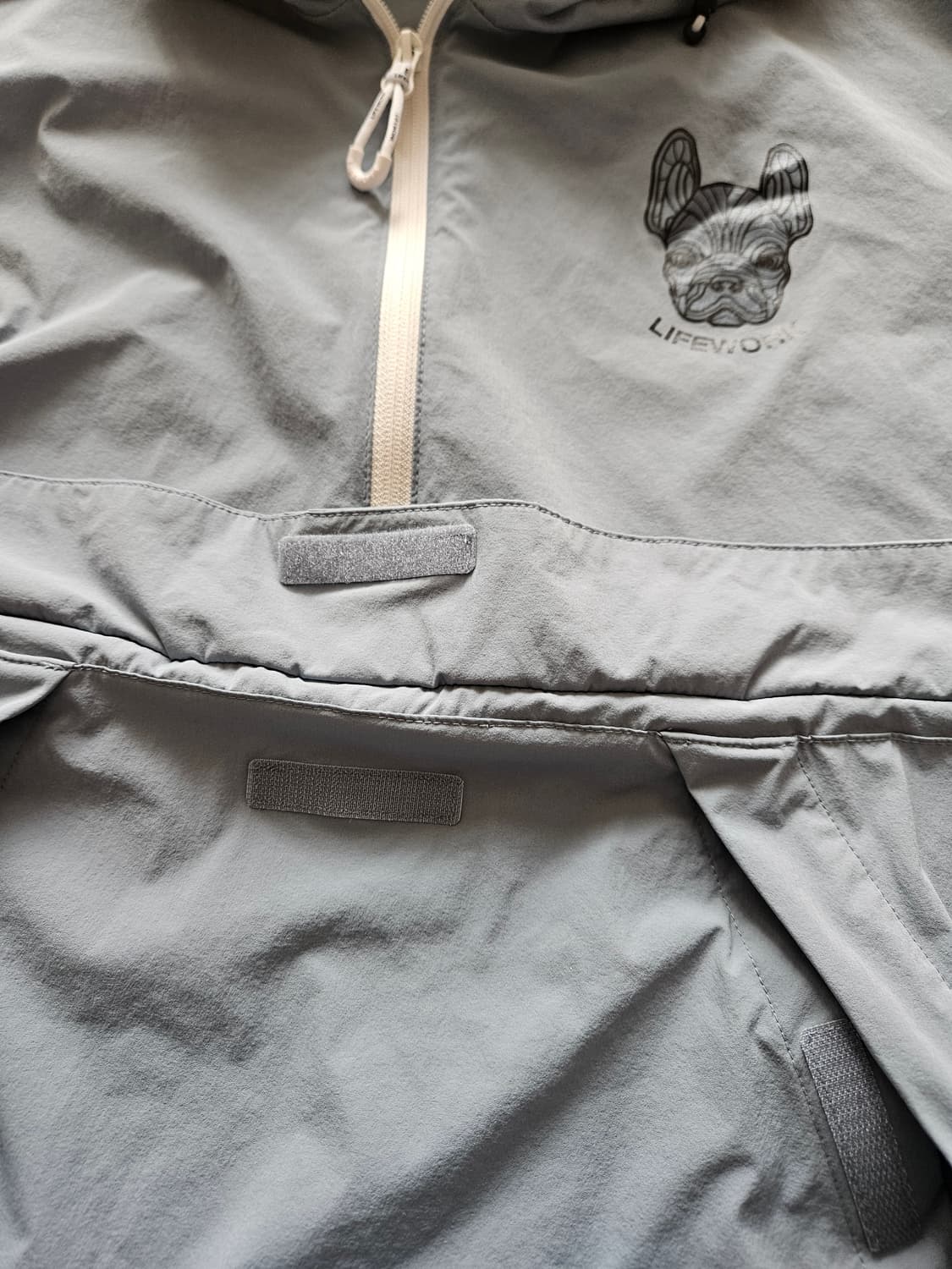 라이프워크 나일론 컴피 셋업
  상품이미지6