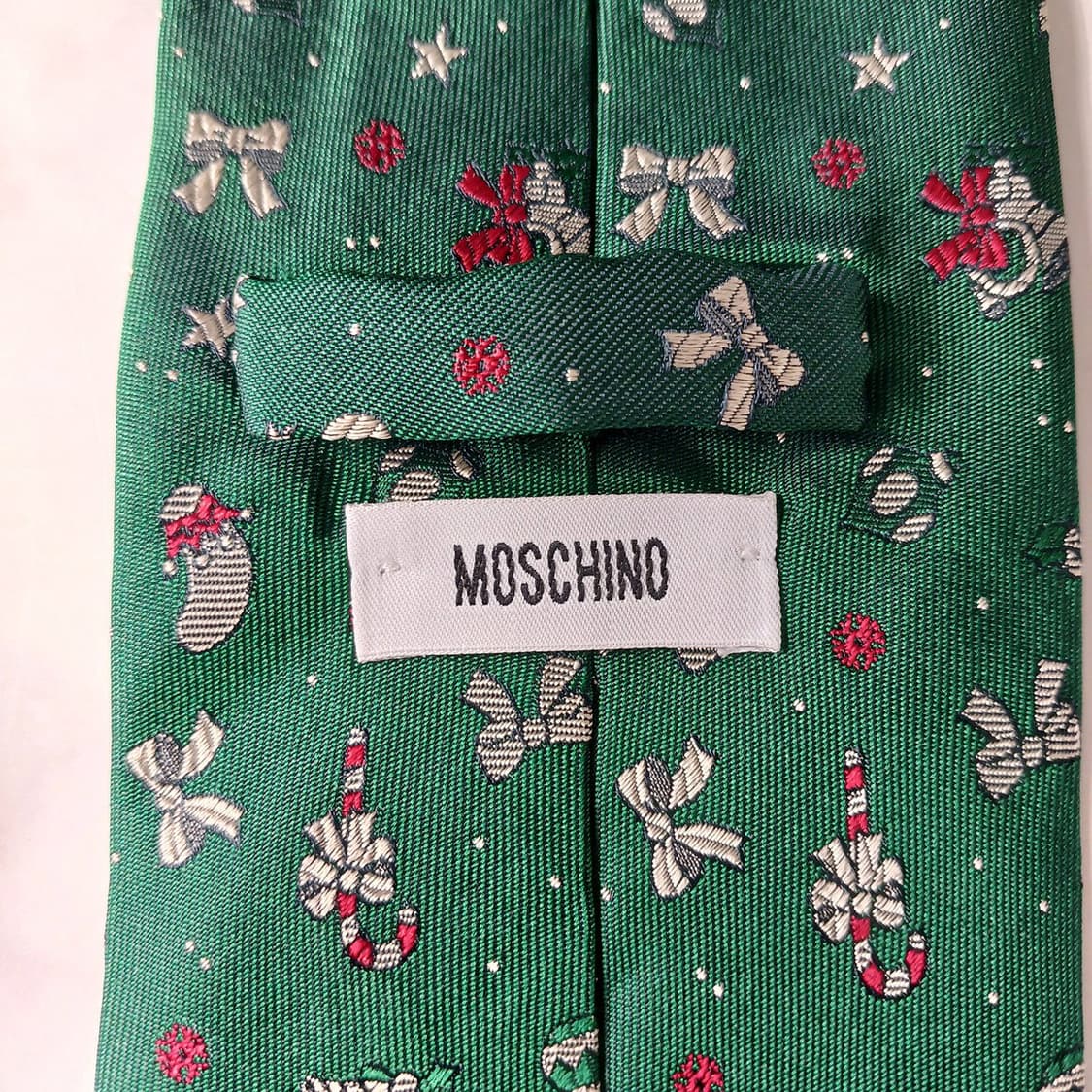 모스키노 자카드 크리스마스 패턴 넥타이 9.6cm A+등급 E789
 상품이미지8