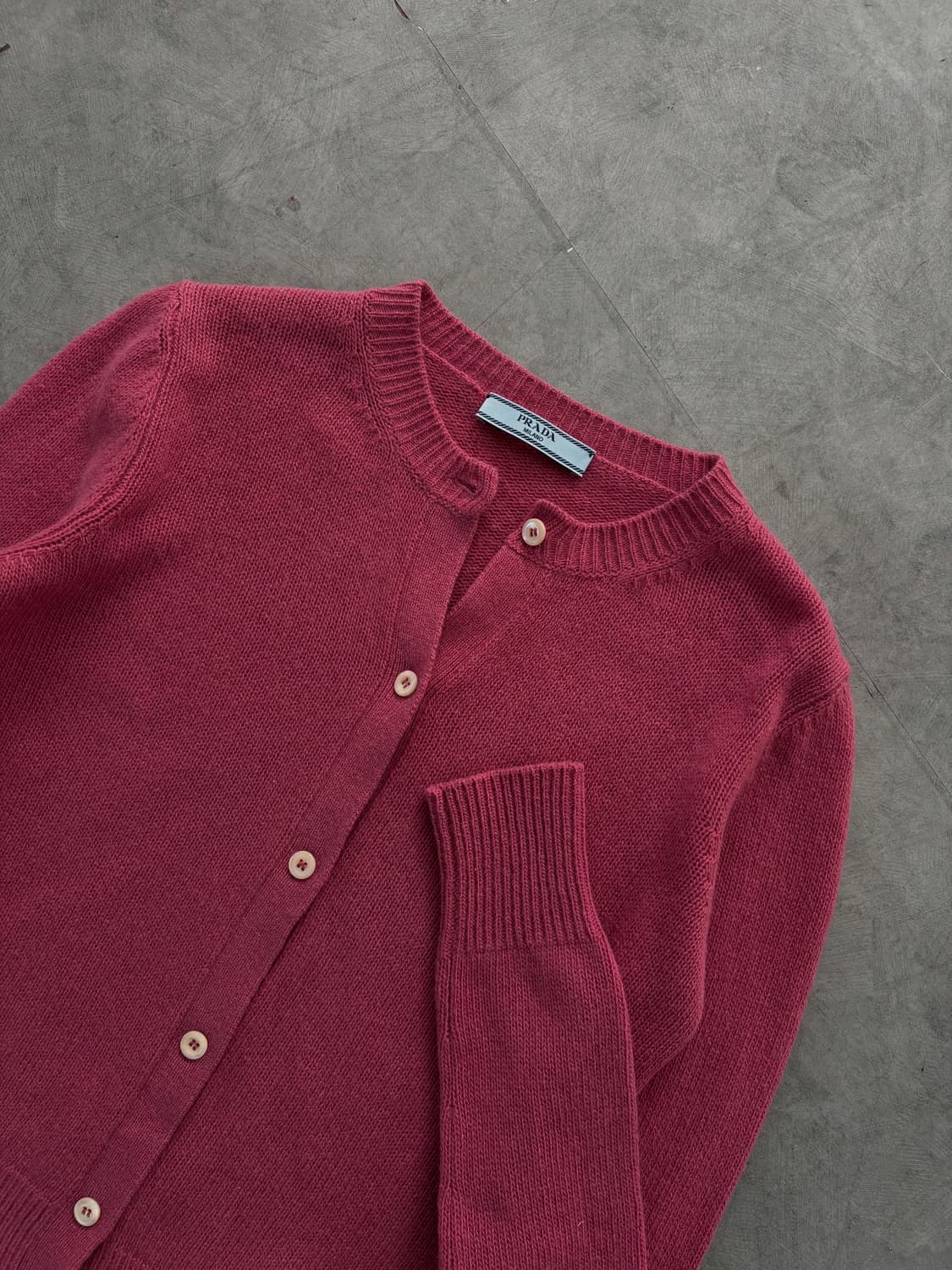 Prada 프라다 핑크 가디건 상품이미지5