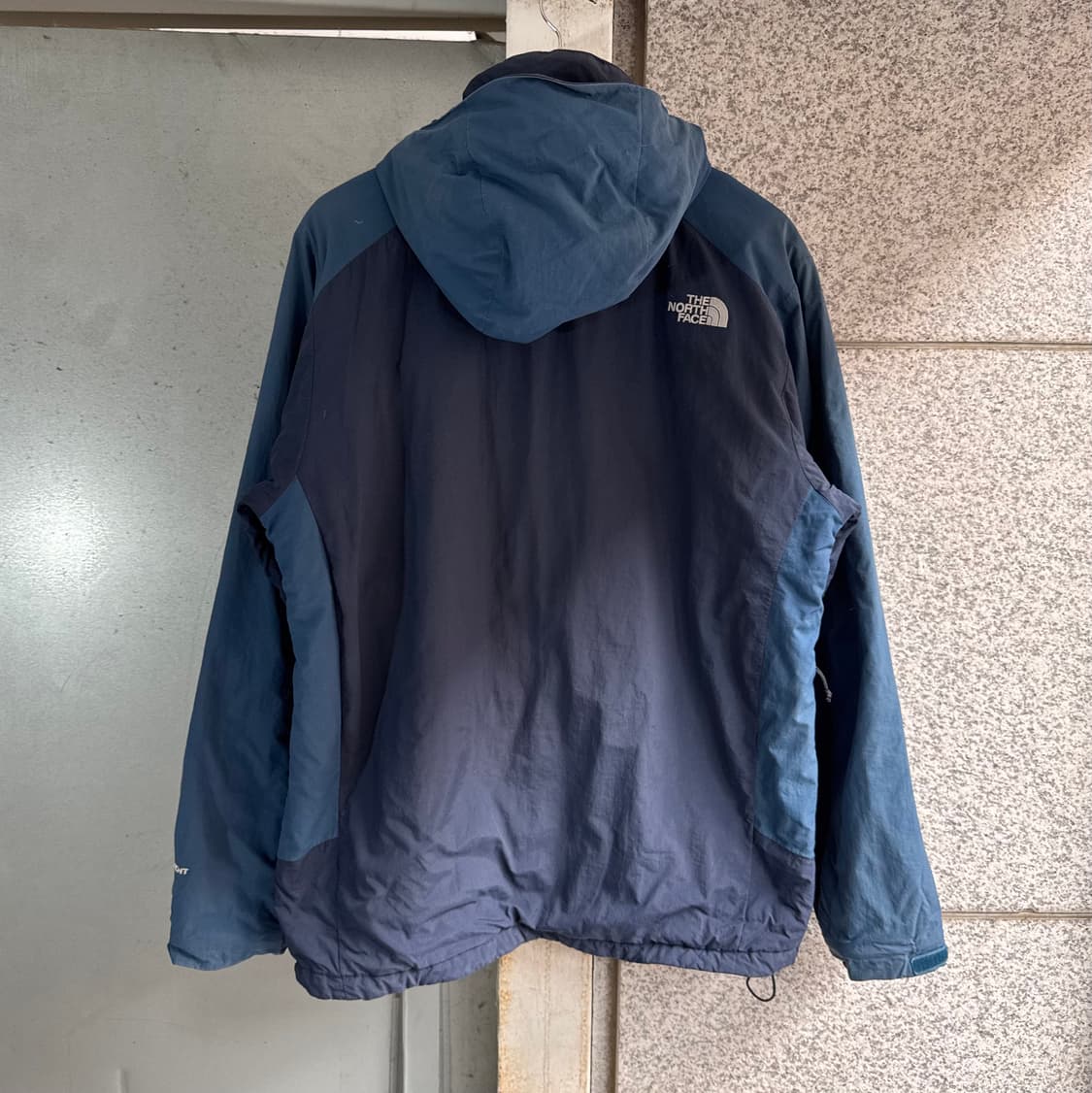 노스페이스 북미 하이벤트 경량 패디드 바람막이 상품이미지3