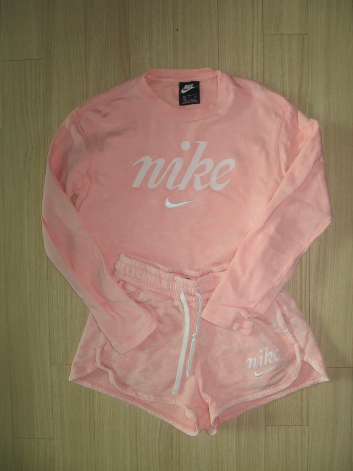 나이키 Nike 네온 핑크 트레이닝 셋업 상품이미지1