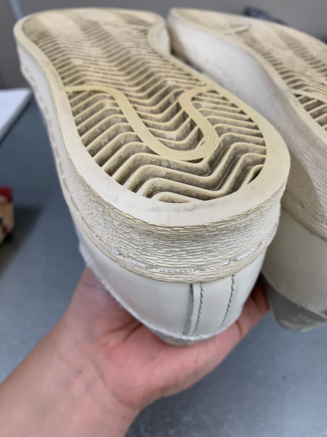 아디다스 슈퍼스타 82 화이트 245 상품이미지4