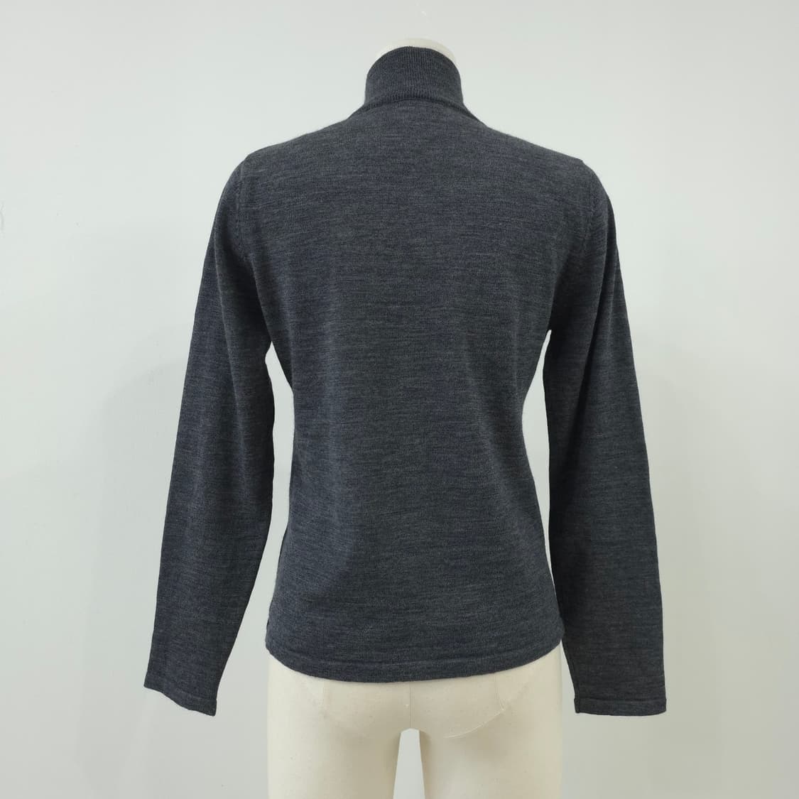 울100 차콜 집업 니트 가디건 상품이미지3