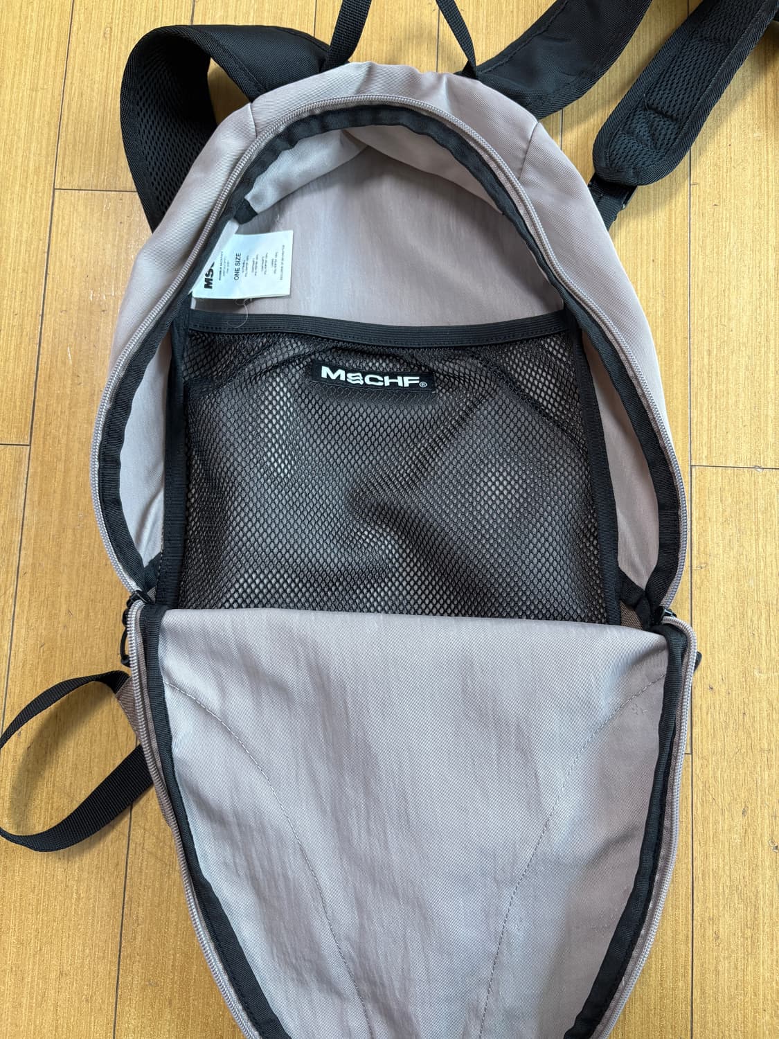 미스치프 롬보스 백팩 핑크 그레이 상품이미지4