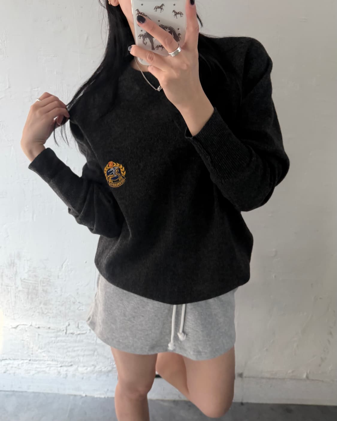 Burberry 버버리 차콜컬러 크레스트로고 울 니트 상품이미지2